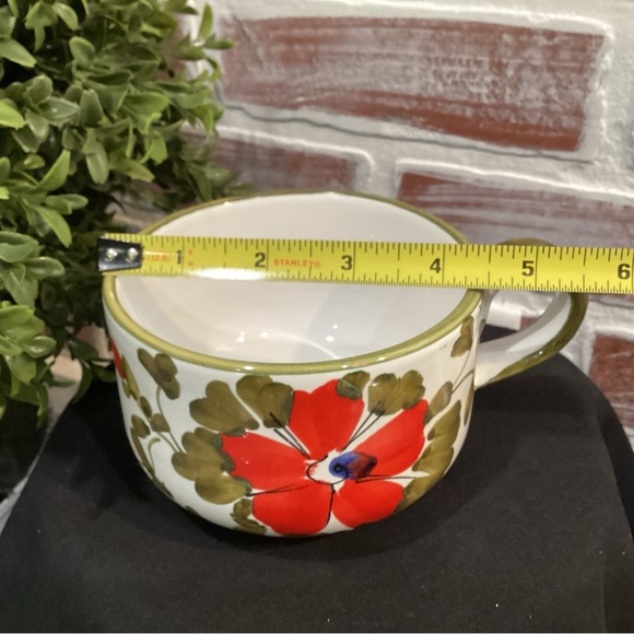 Beautiful ceramic flower painted coffee tea mug from “Italy” - large - nice - Picture 10 of 11